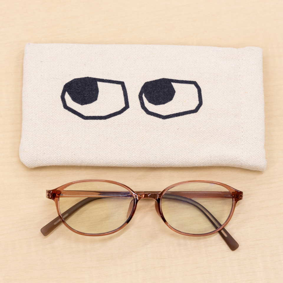 PC用のブルーライトカットメガネ