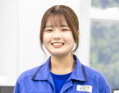 社員インタビュー 粘着紙製造